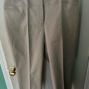 Dana Buchman Beige Cropped Pants